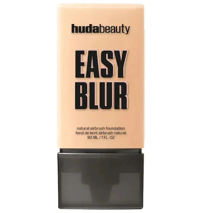 Base de maquillaje Huda Beauty Easy Blur tono beige, 30 ml, acabado natural